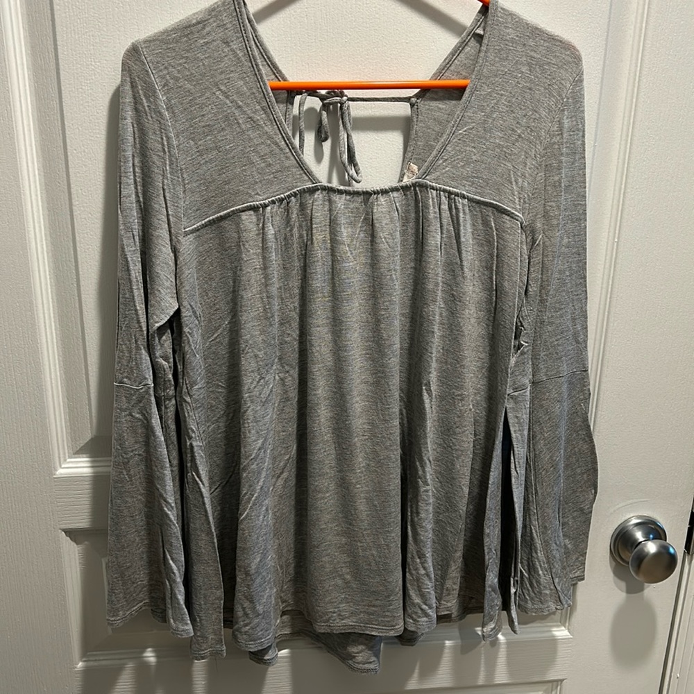 Grey swing top